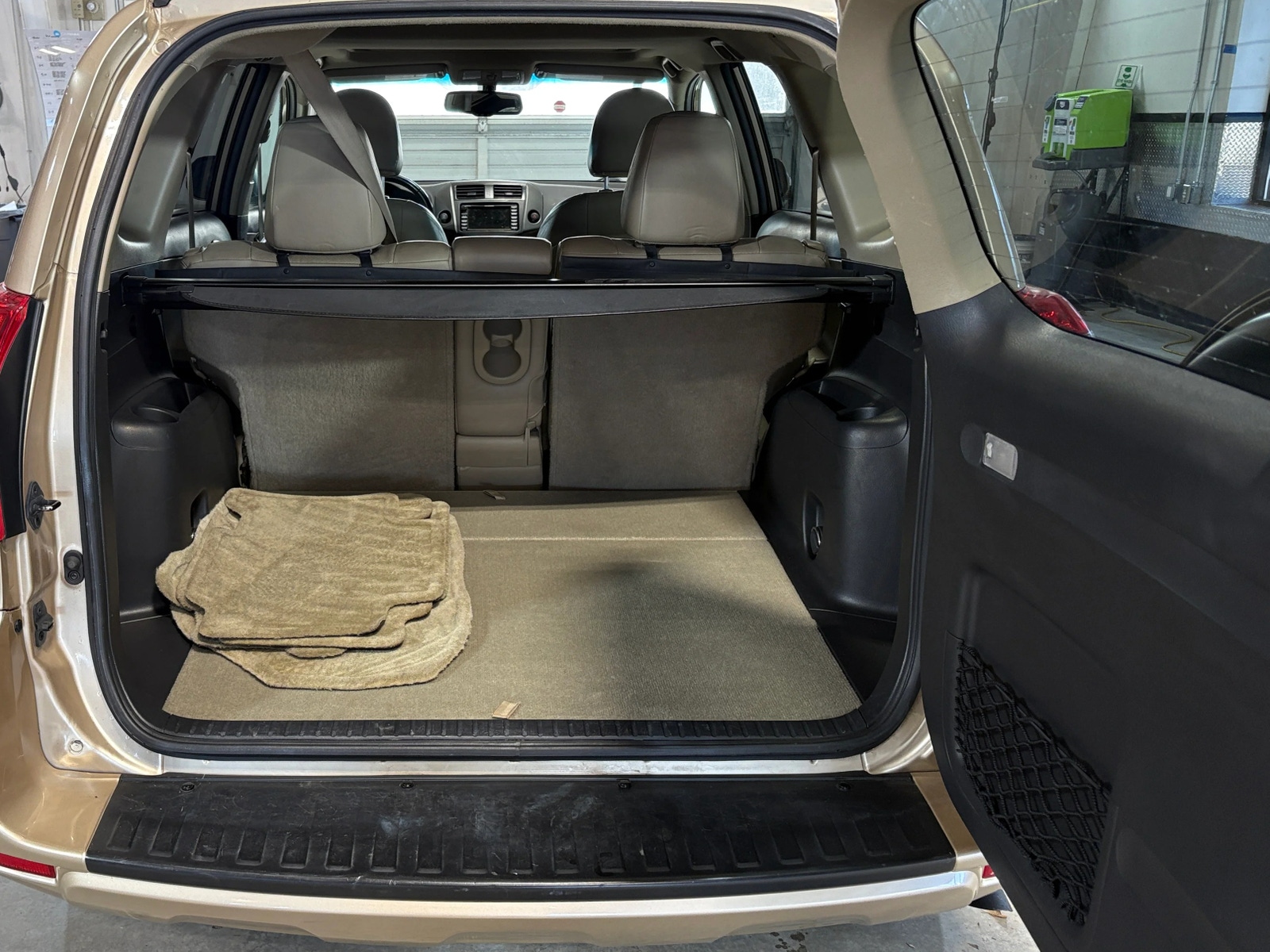 Thumbnail: 2011 Toyota RAV4 - 7