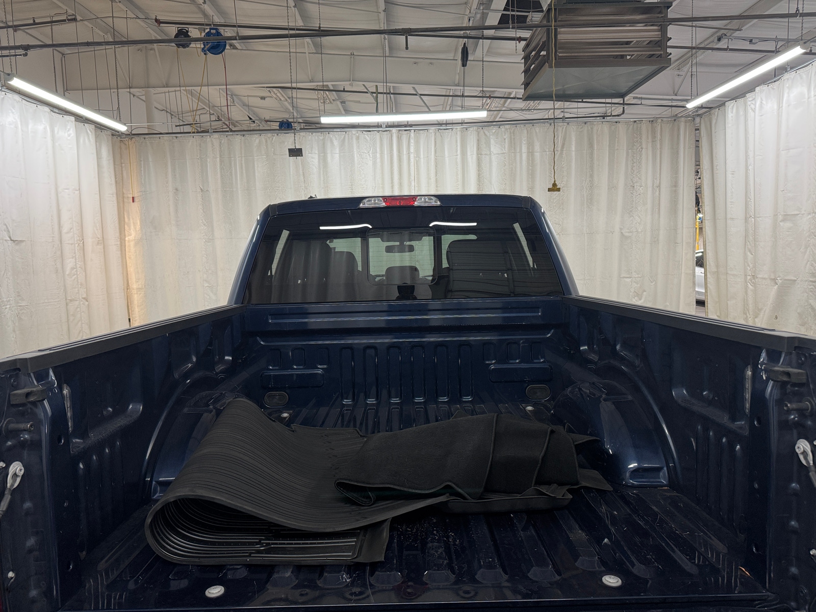 Thumbnail: 2020 Ford Econoline - 7