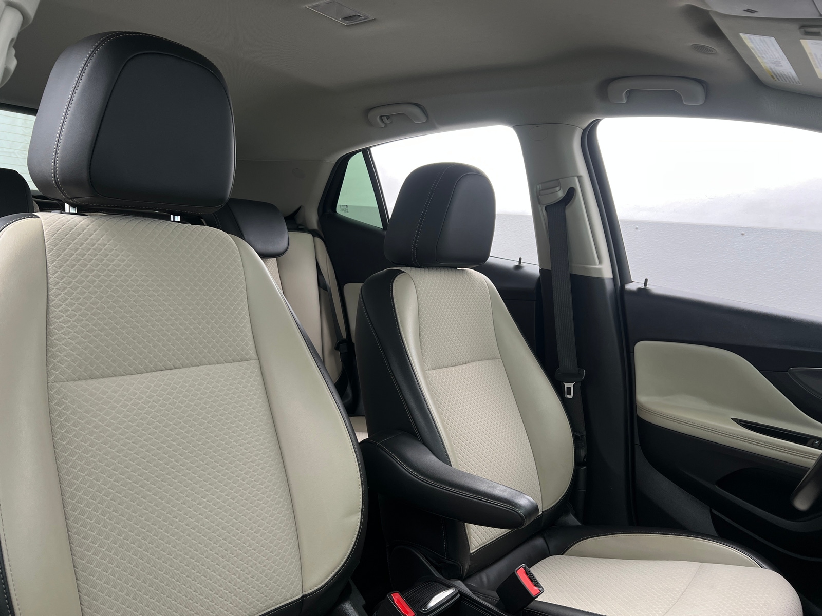 Thumbnail: 2022 Buick Encore - 2