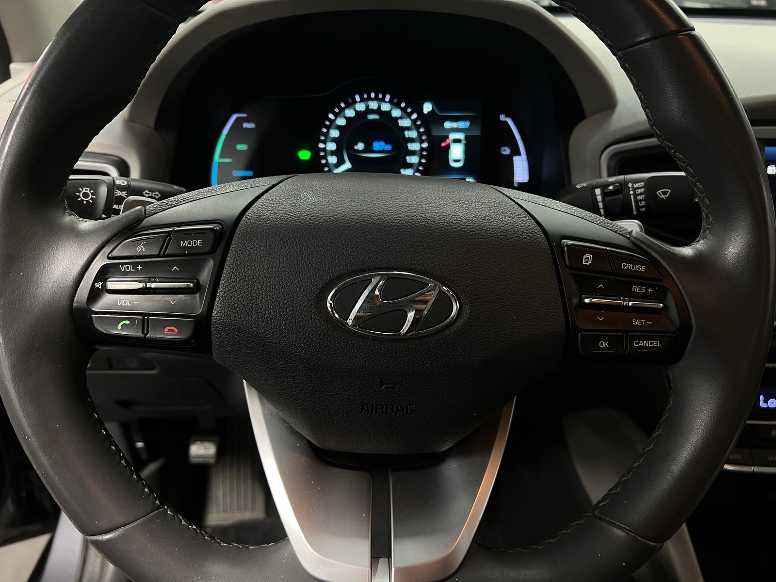 Thumbnail: 2018 Hyundai Ioniq - 5