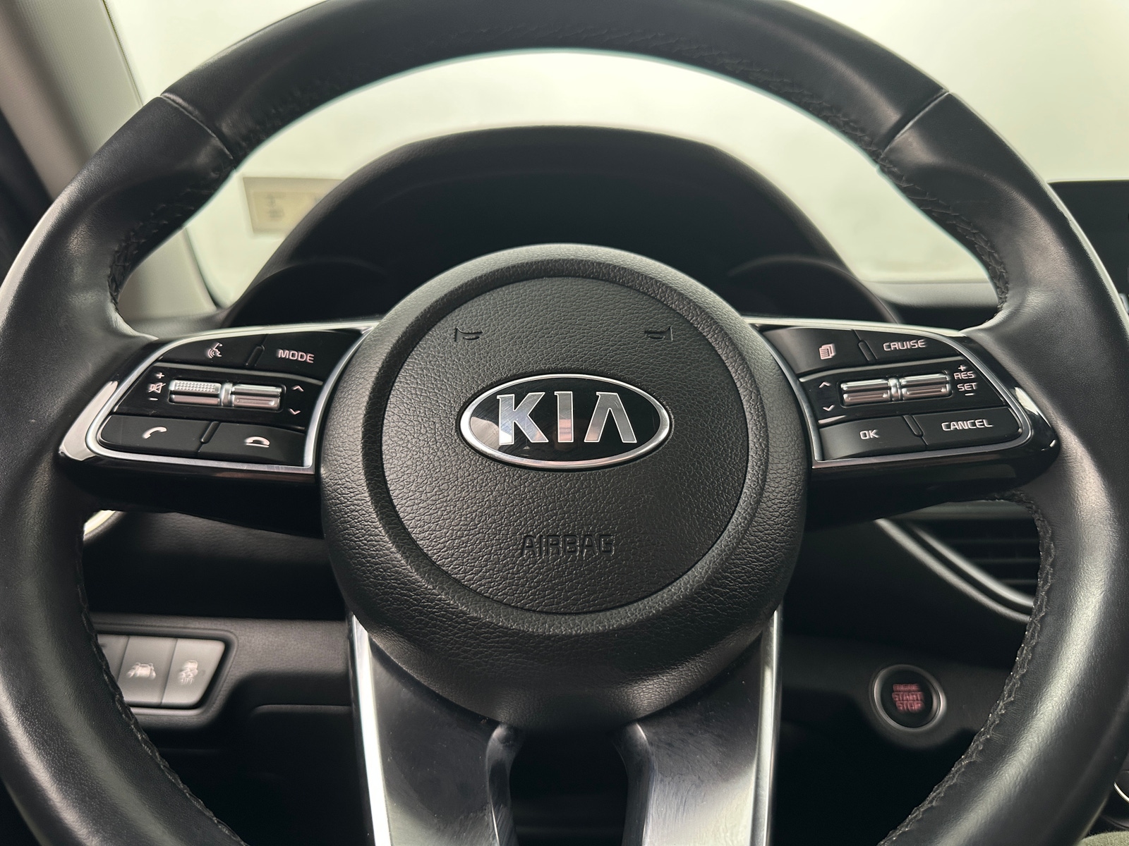 Thumbnail: 2020 Kia Forte - 4