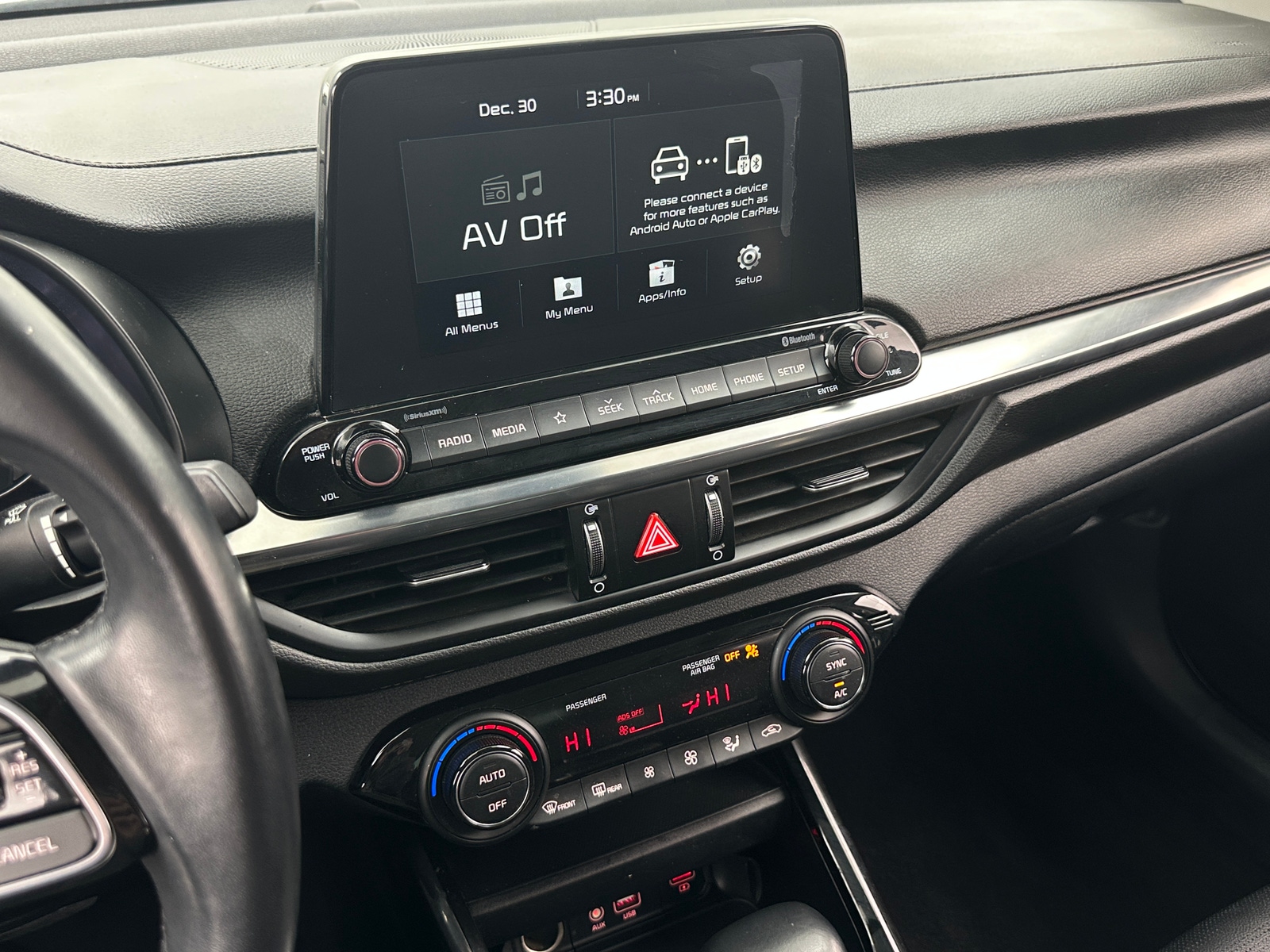 Thumbnail: 2020 Kia Forte - 3