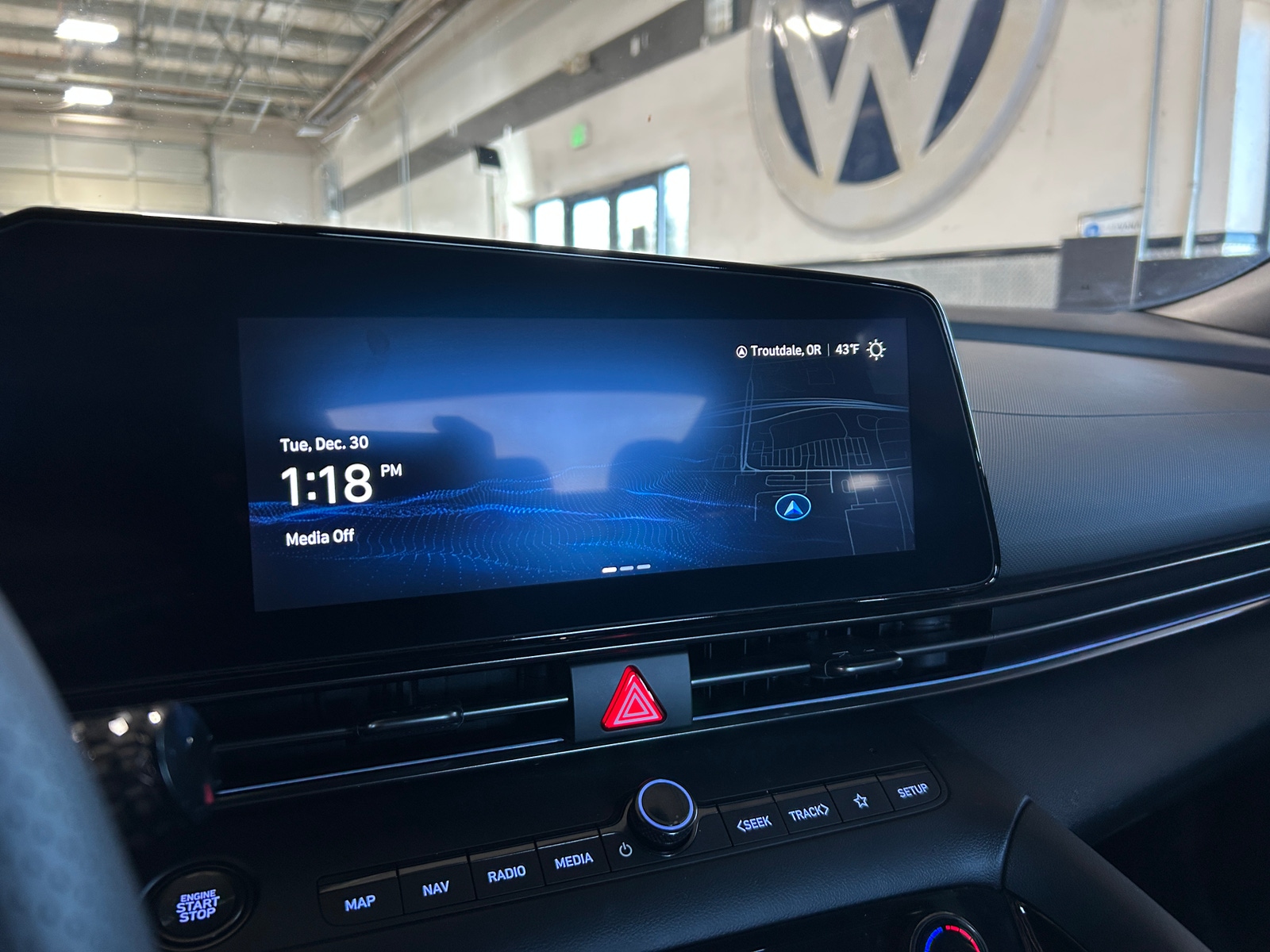 Thumbnail: 2023 Hyundai Elantra - 3