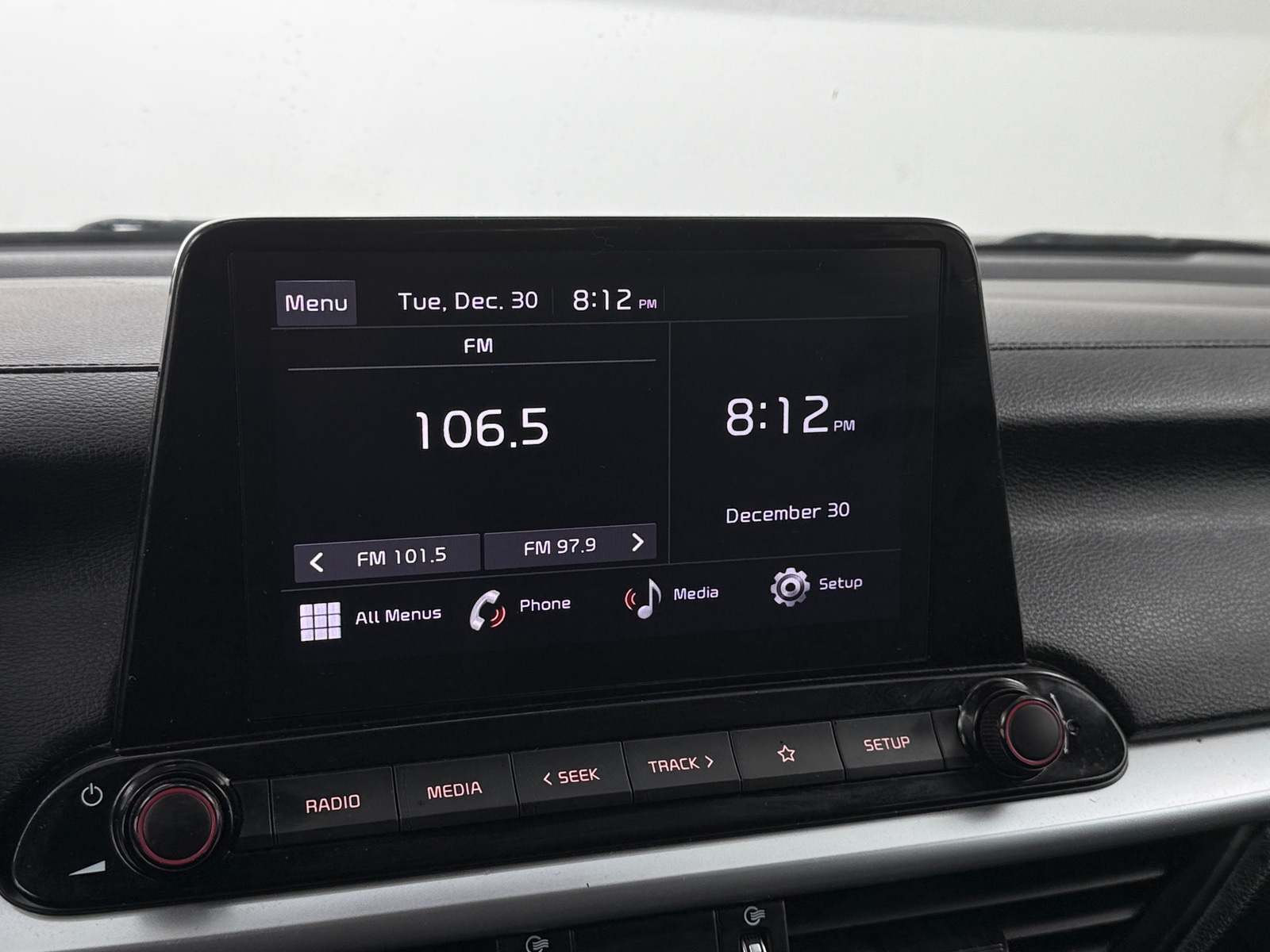 Thumbnail: 2023 Kia Forte - 4