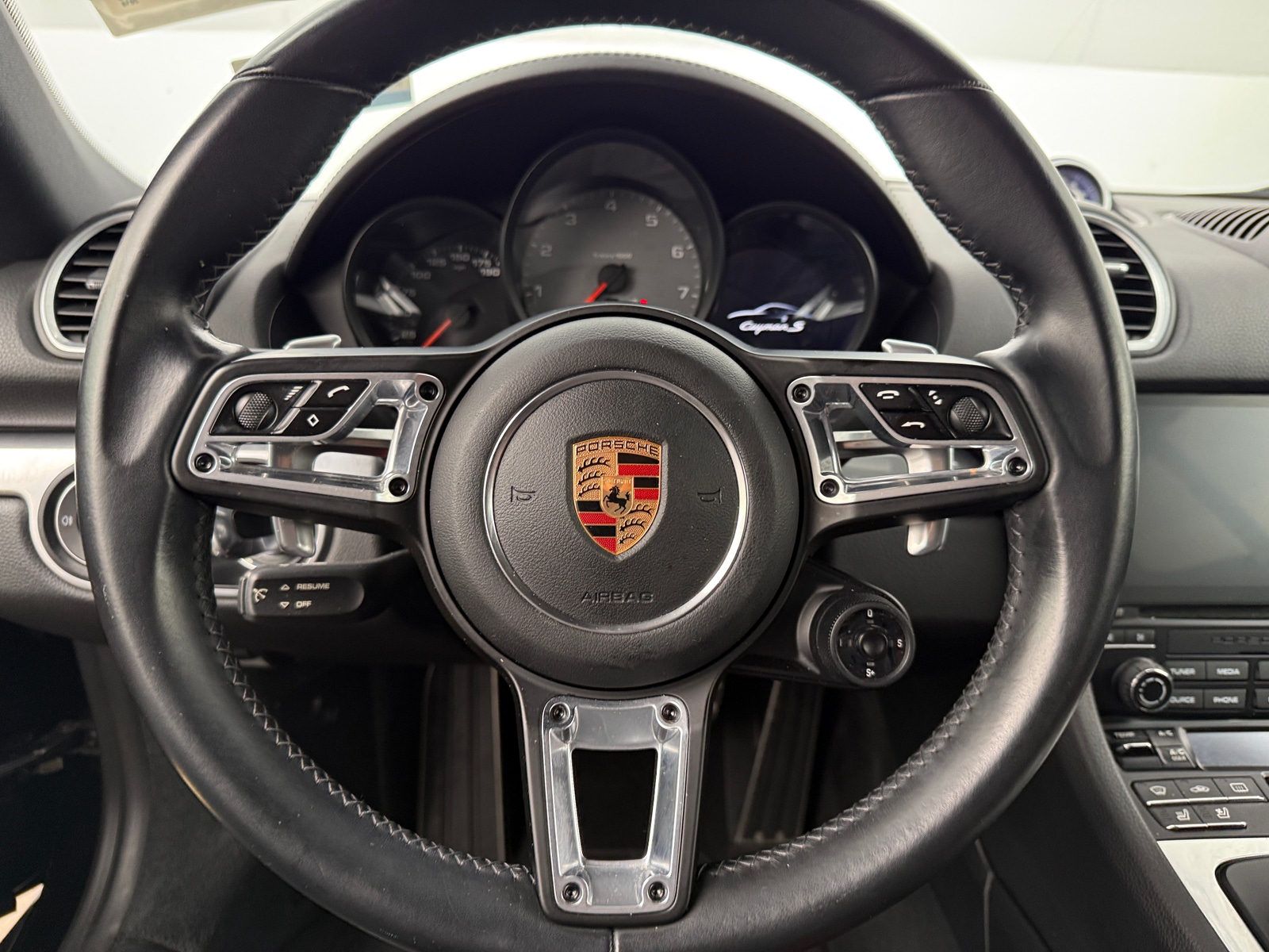 Thumbnail: 2018 Porsche 718 Cayman - 3