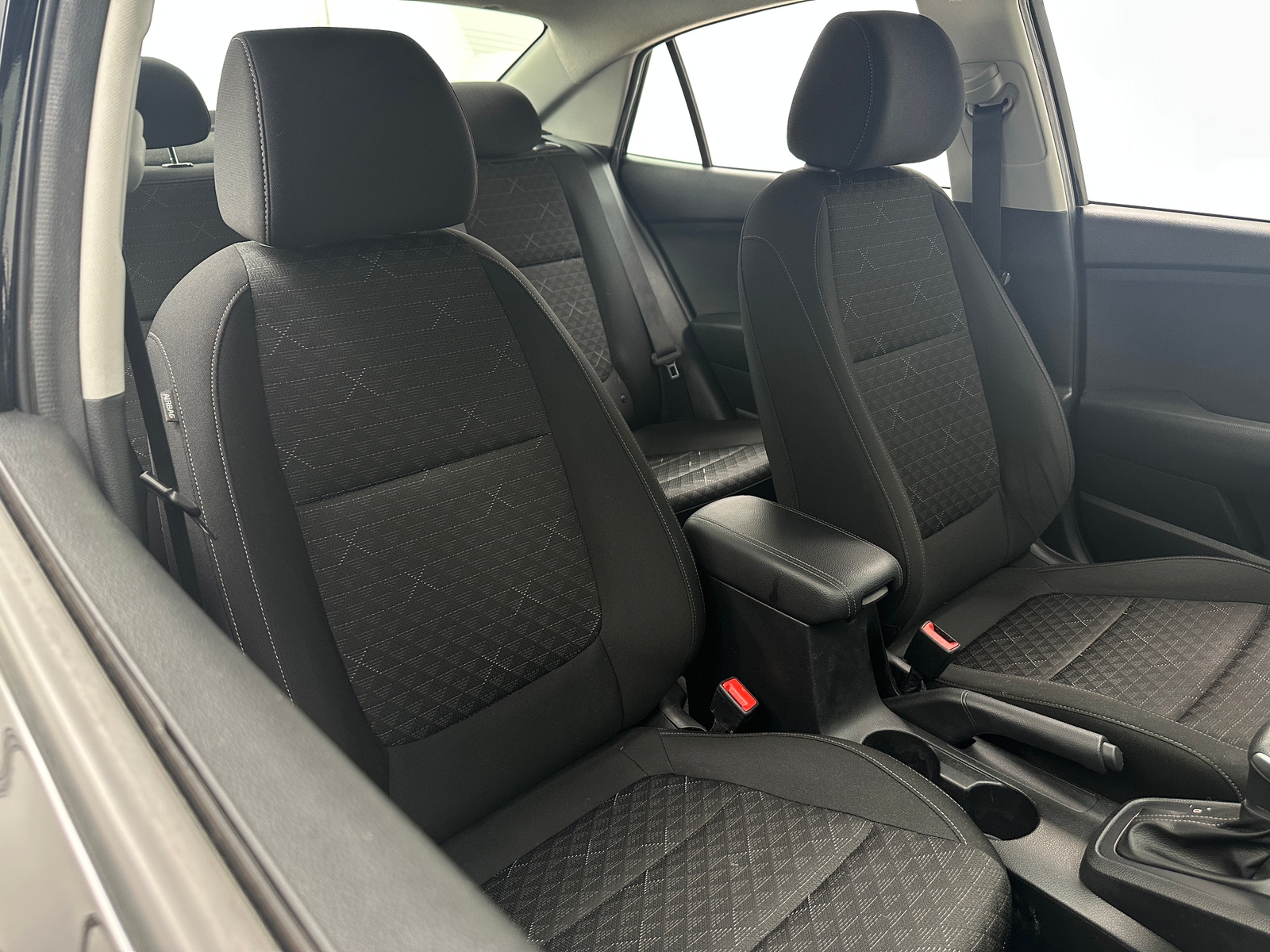 Thumbnail: 2021 Kia Rio - 2