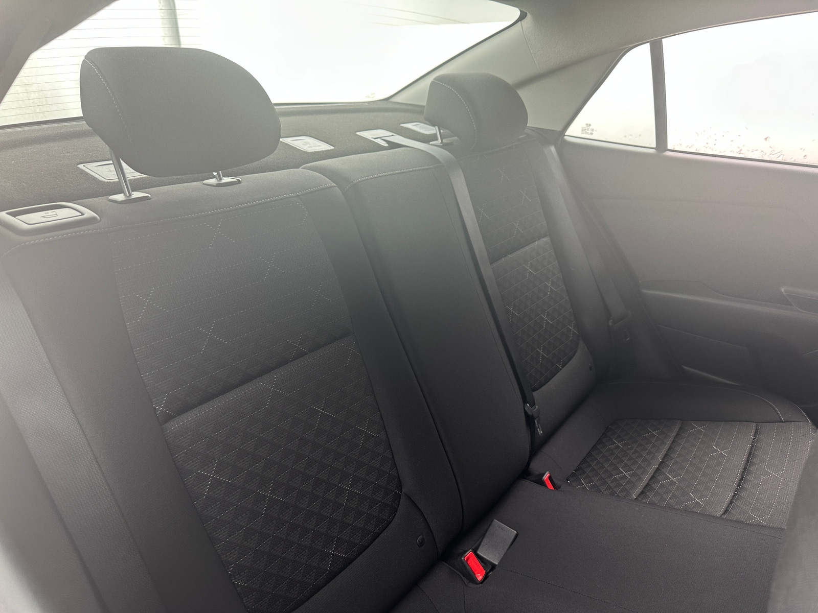 Thumbnail: 2021 Kia Rio - 6