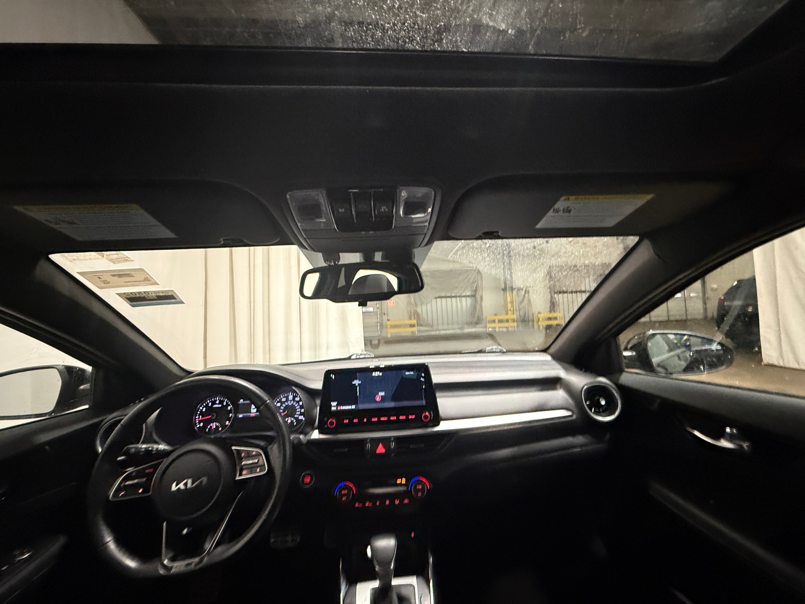 Thumbnail: 2022 Kia Forte - 2