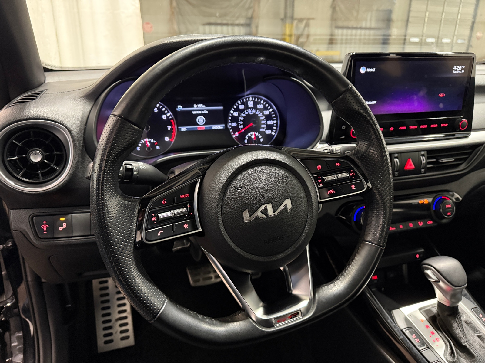 Thumbnail: 2022 Kia Forte - 4