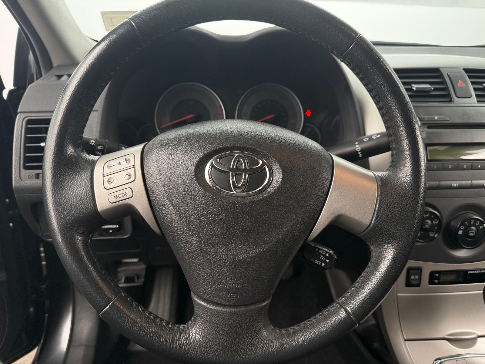 Thumbnail: 2010 Toyota Corolla - 5