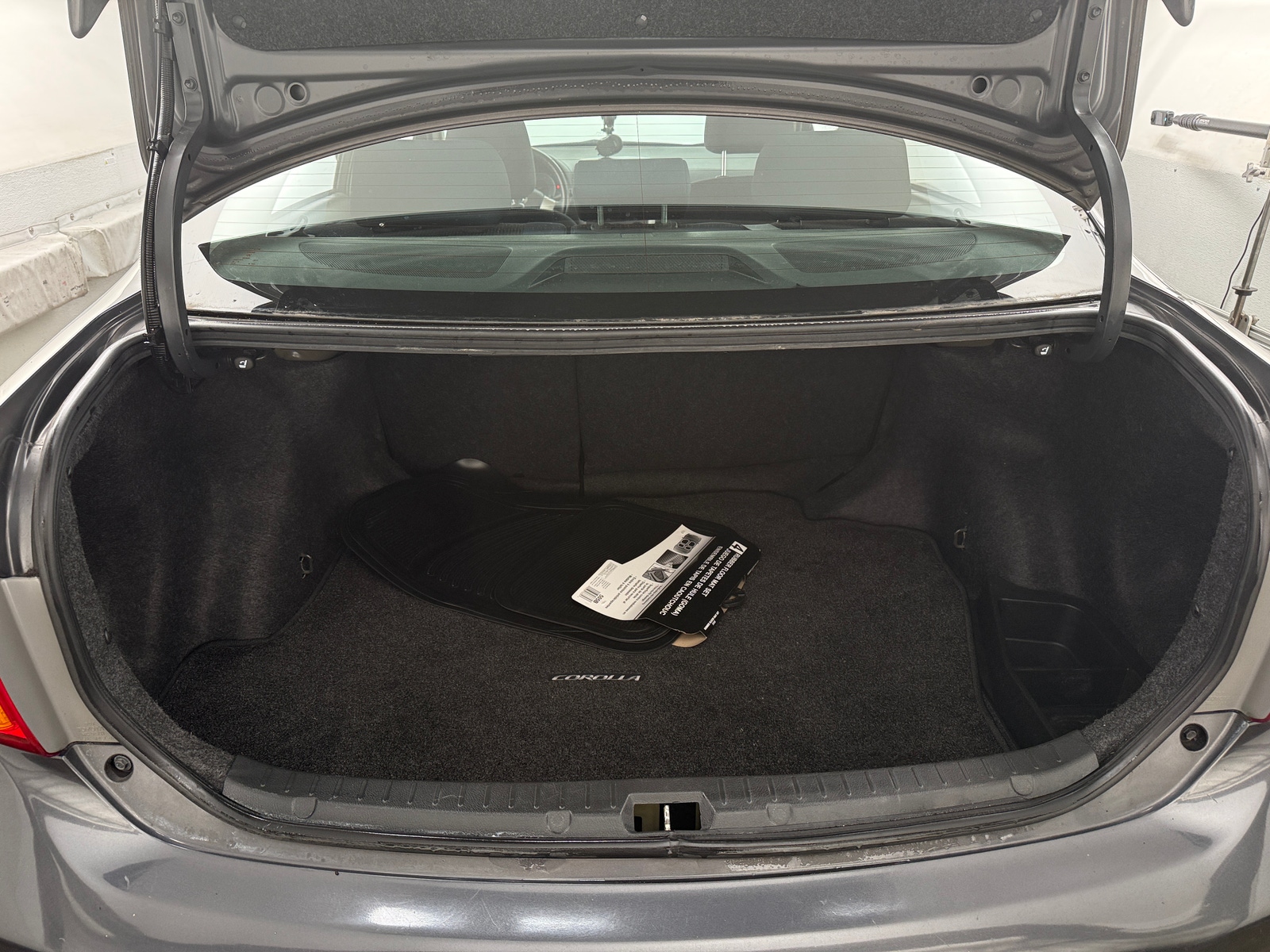 Thumbnail: 2010 Toyota Corolla - 7