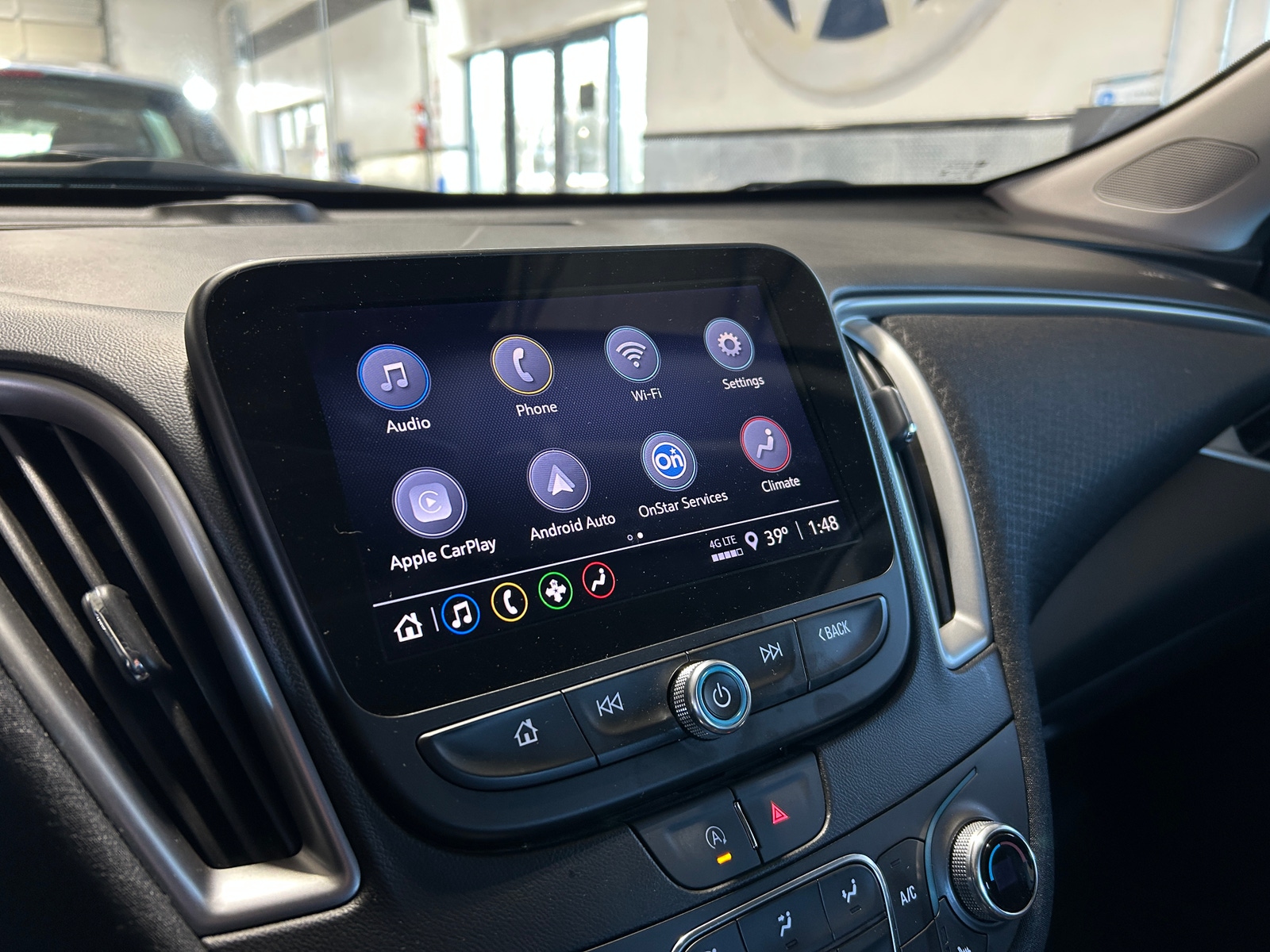 Thumbnail: 2024 Chevrolet Malibu - 4