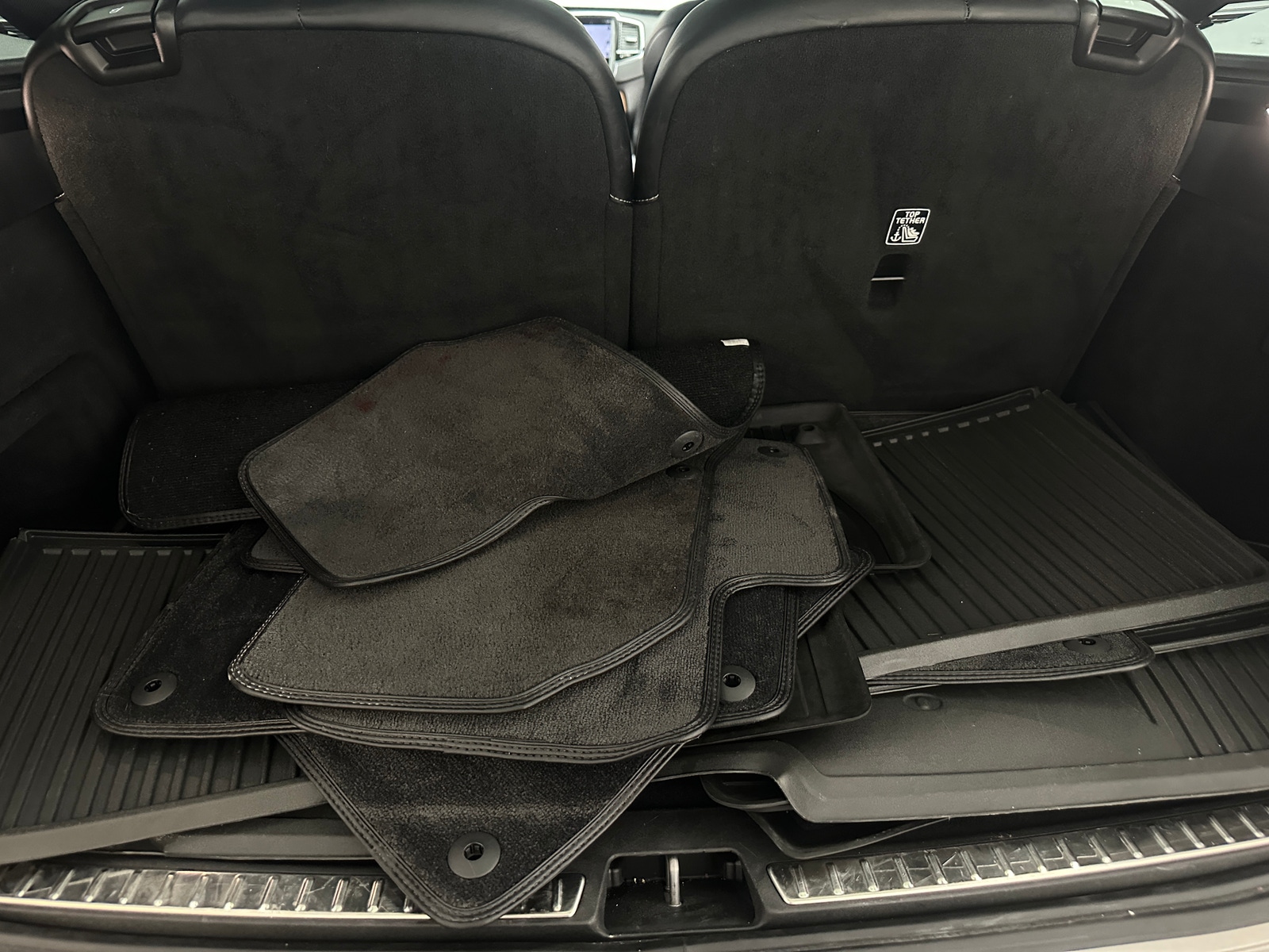 Thumbnail: 2020 Volvo XC90 - 6