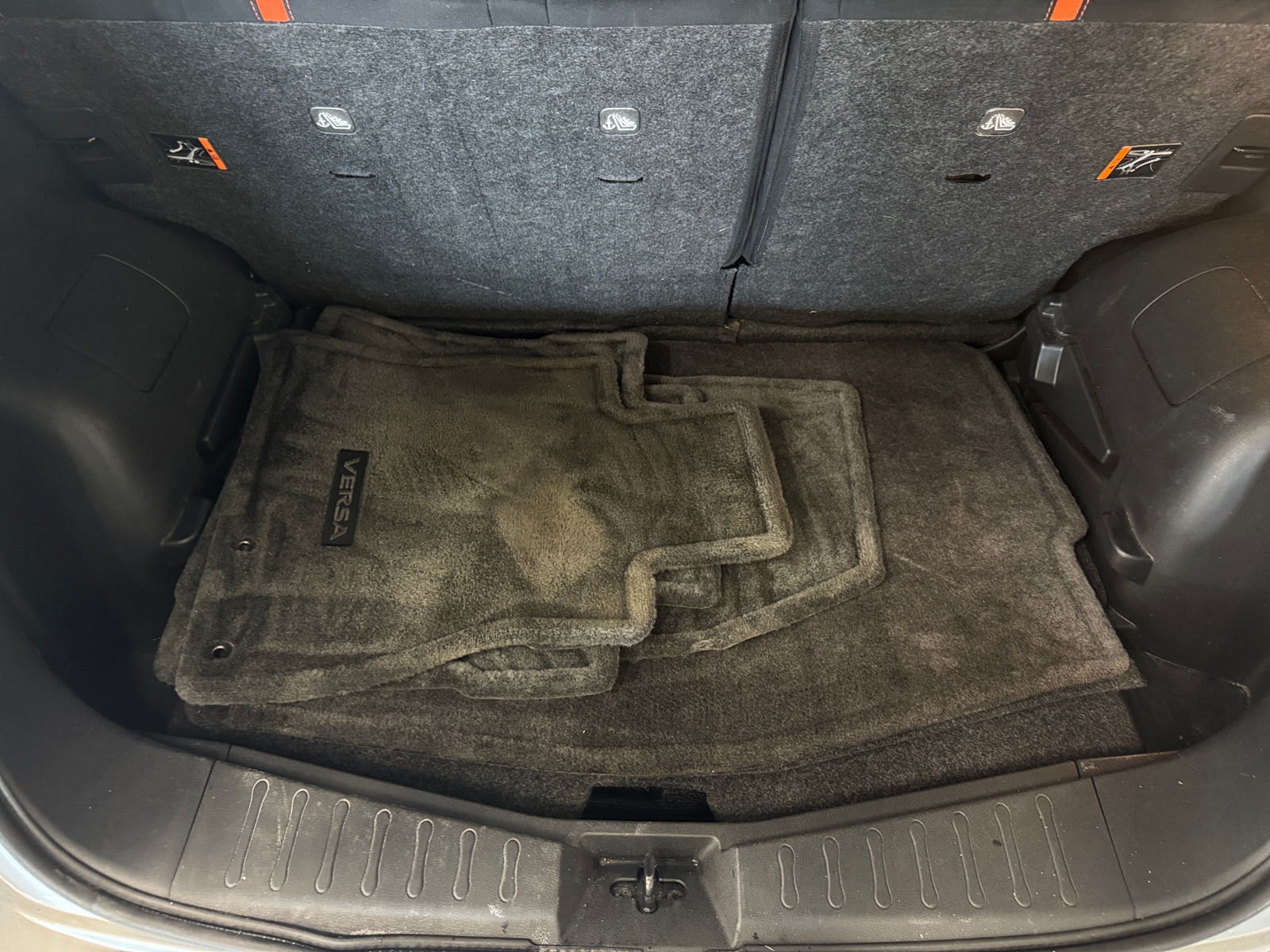 Thumbnail: 2015 Nissan Versa - 7