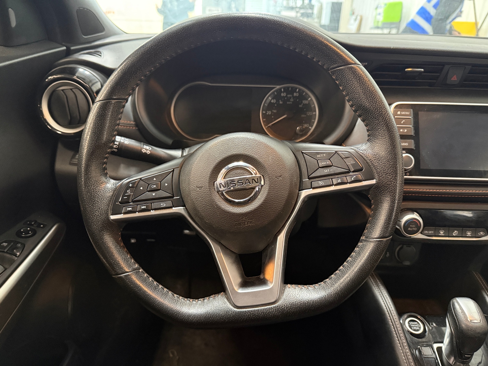 Thumbnail: 2019 Nissan Kicks - 5