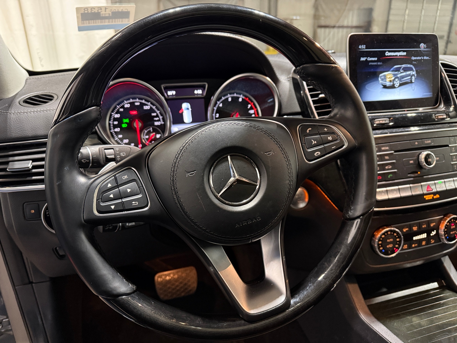 Thumbnail: 2018 Mercedes-Benz GLS - 4