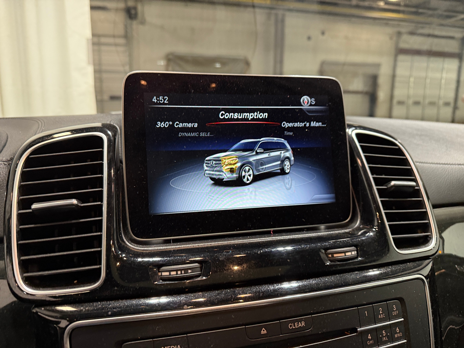 Thumbnail: 2018 Mercedes-Benz GLS - 3