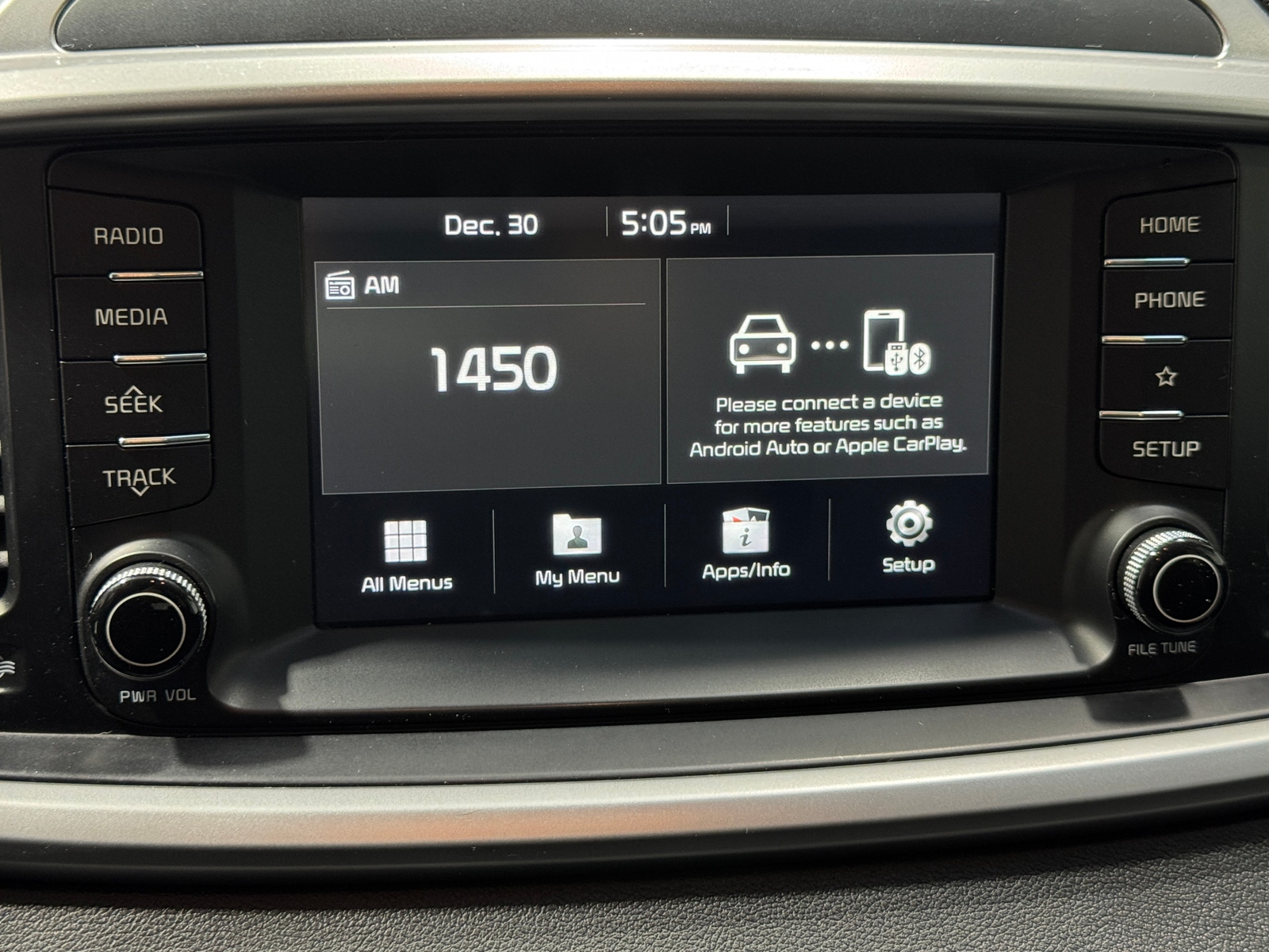 Thumbnail: 2020 Kia Sorento - 4