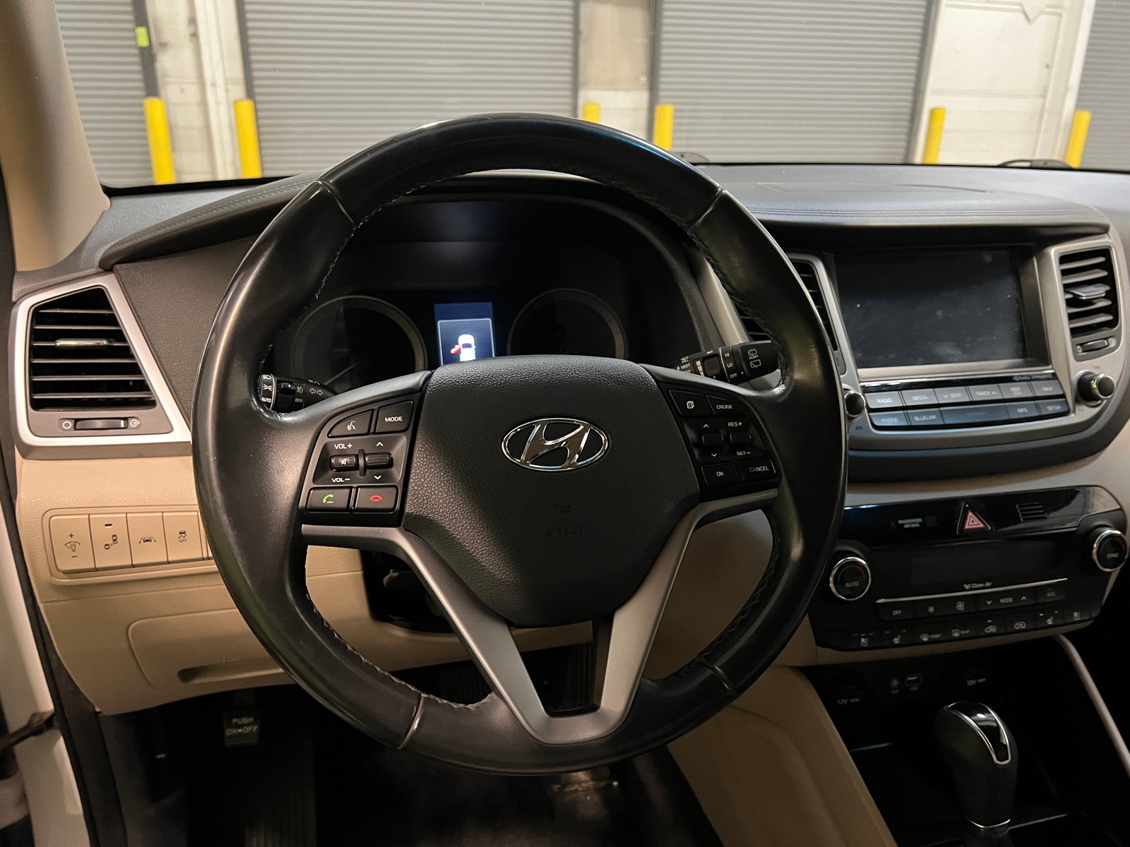 Thumbnail: 2016 Hyundai Tucson - 4