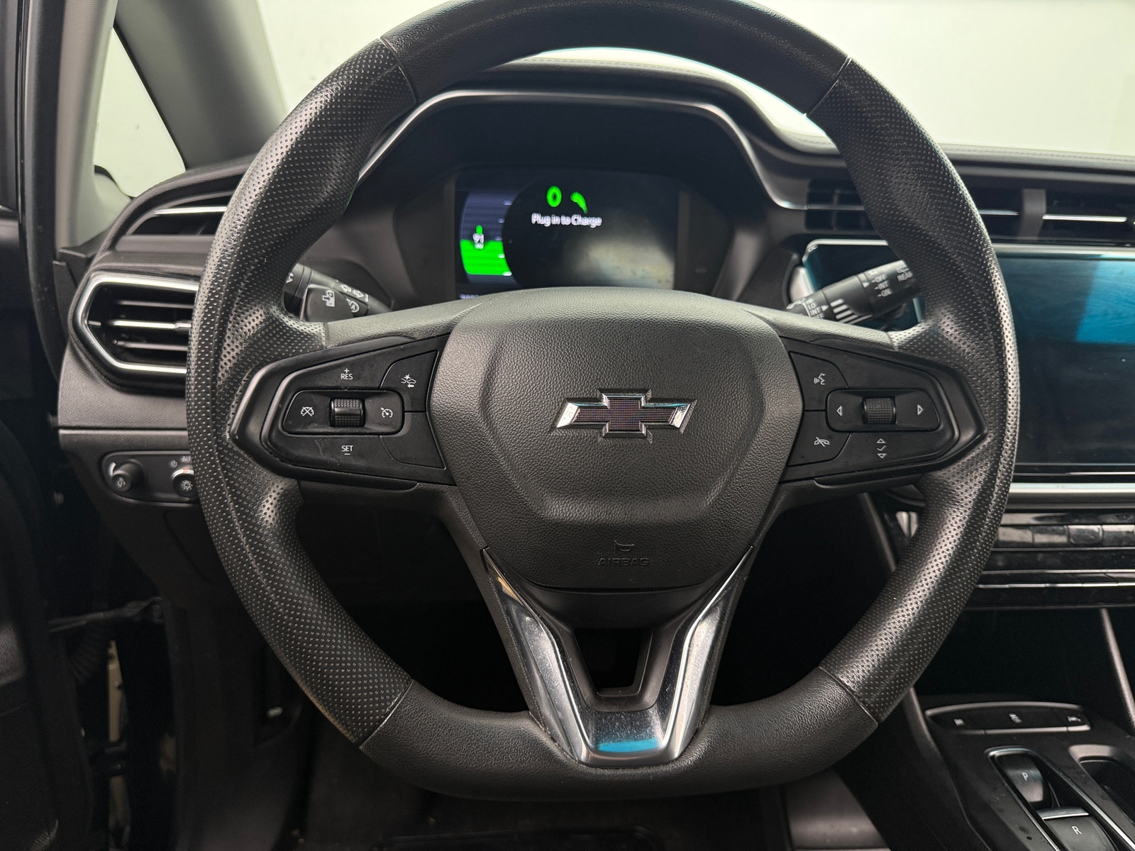 Thumbnail: 2023 Chevrolet Bolt EV - 5