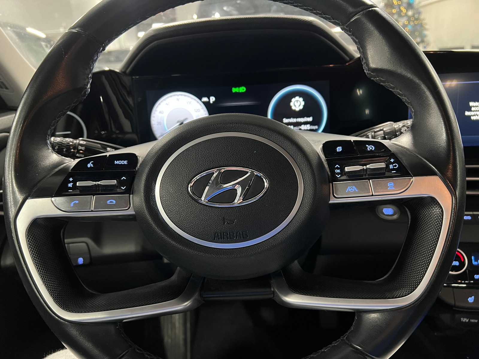 Thumbnail: 2023 Hyundai Elantra - 5