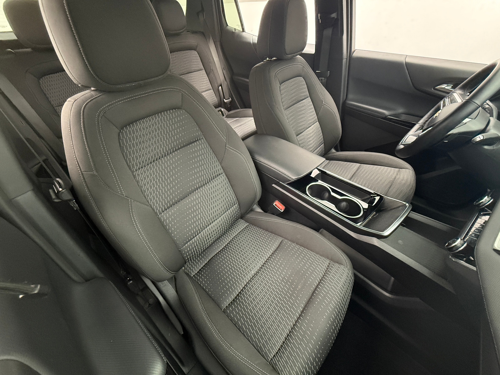 Thumbnail: 2025 Chevrolet Equinox - 2