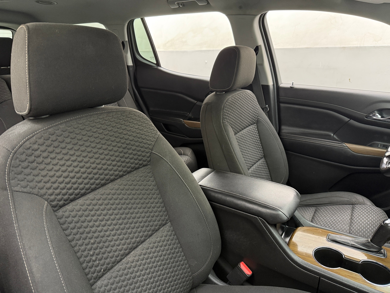 Thumbnail: 2019 GMC Acadia - 2