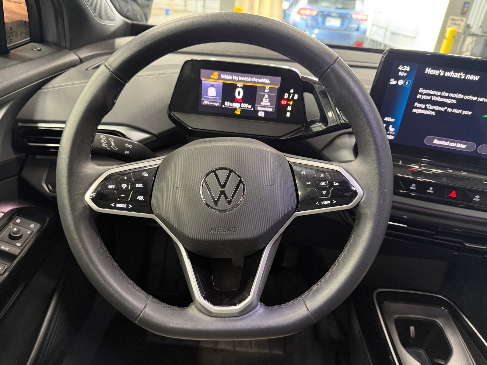 Thumbnail: 2023 Volkswagen ID.4 - 5