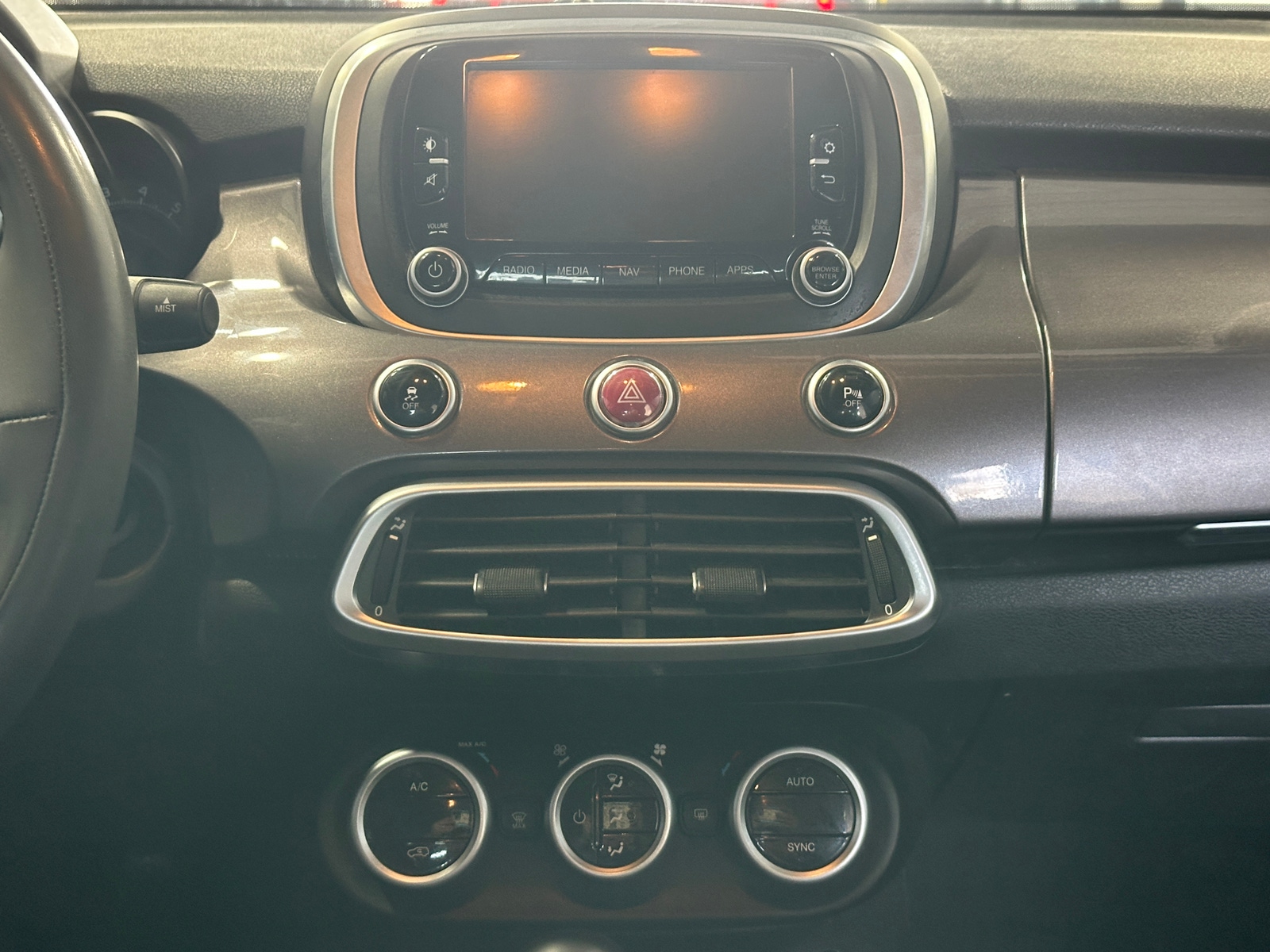 Thumbnail: 2016 Fiat 500X - 4