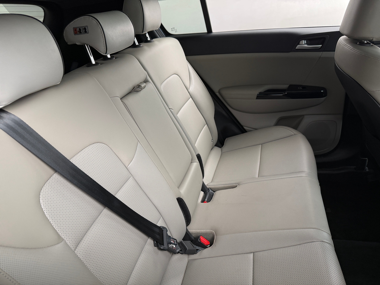 Thumbnail: 2022 Kia Sportage - 5