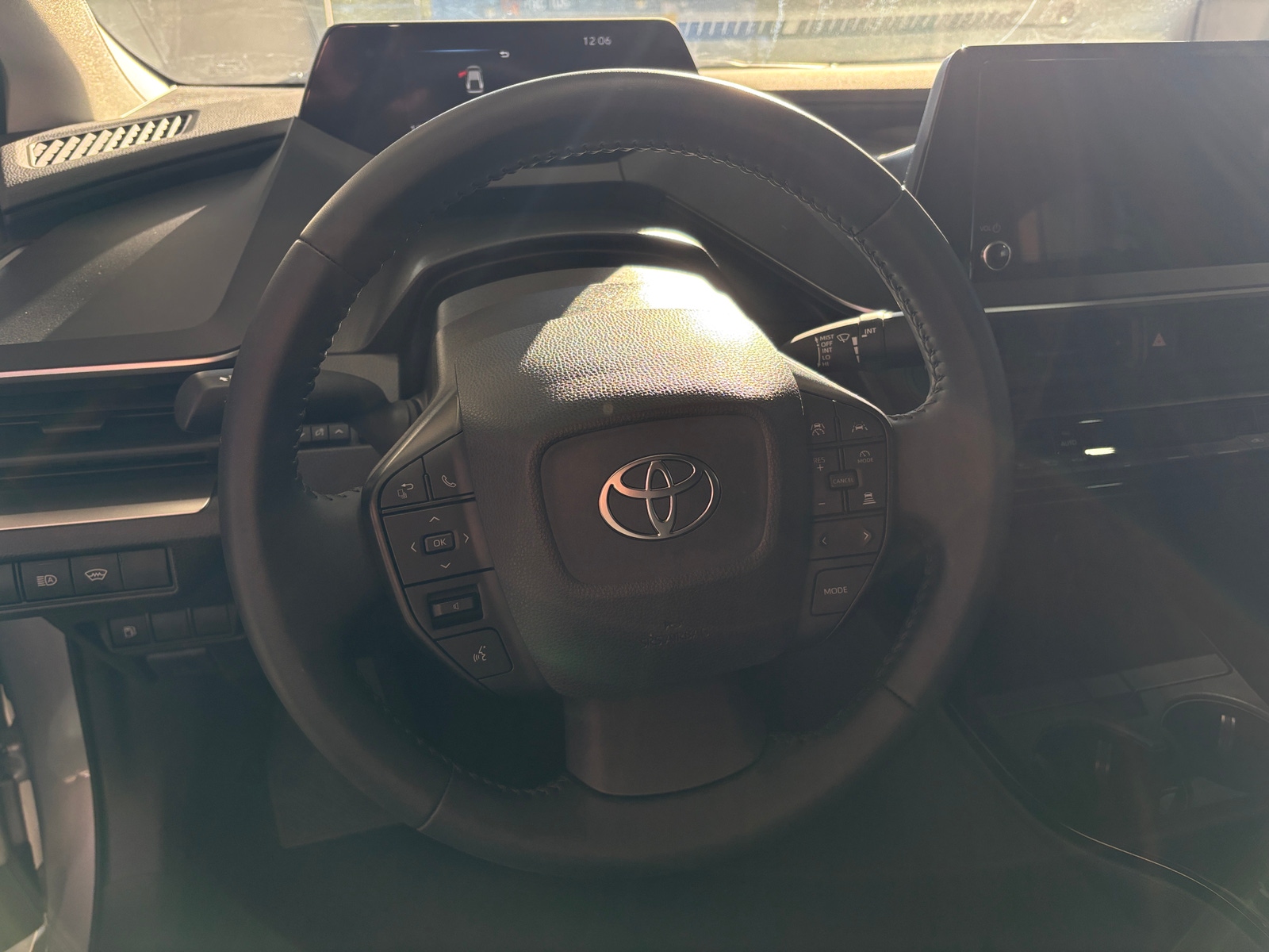 Thumbnail: 2025 Toyota Prius - 5