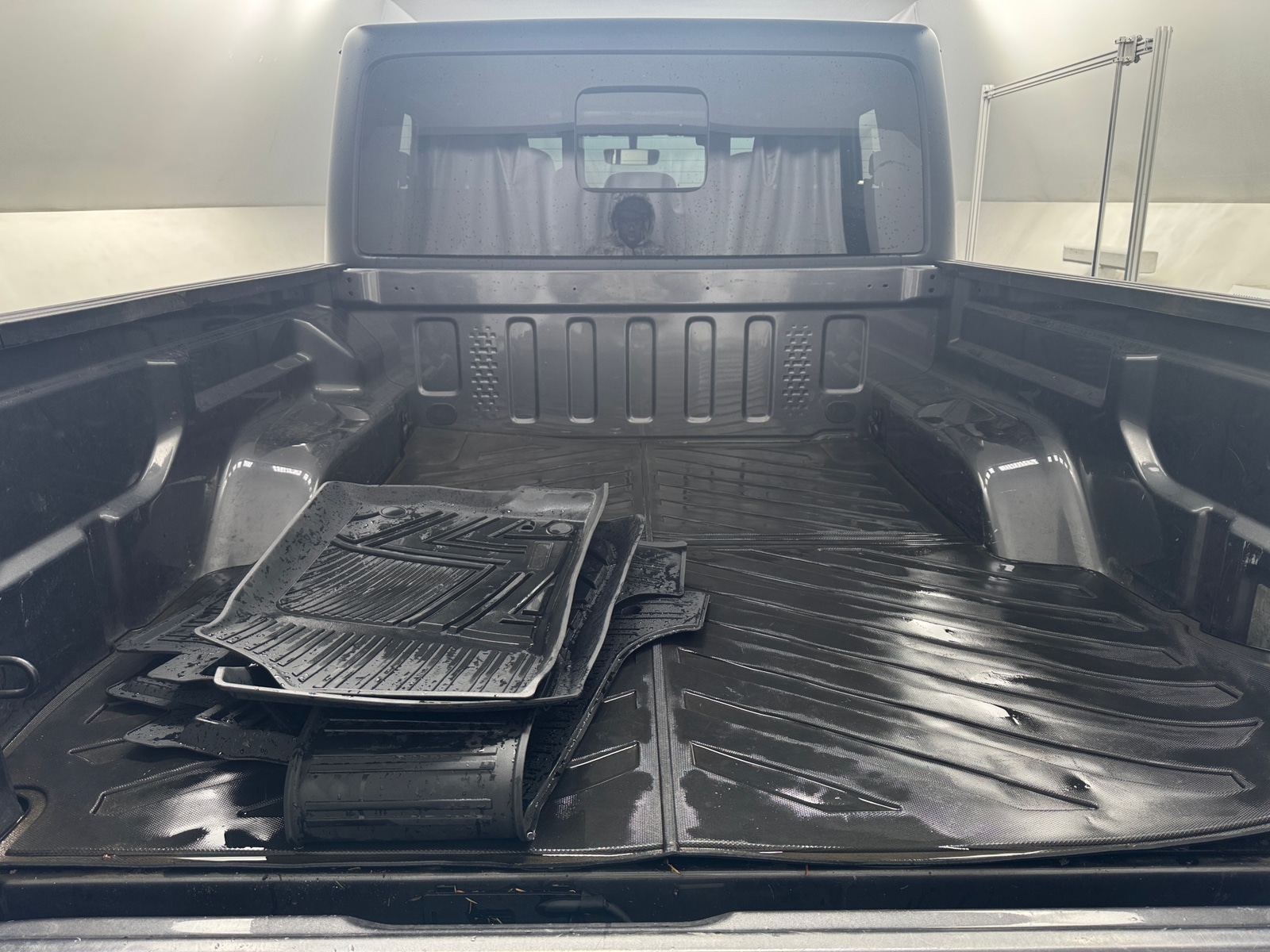 Thumbnail: 2023 Jeep Gladiator - 7