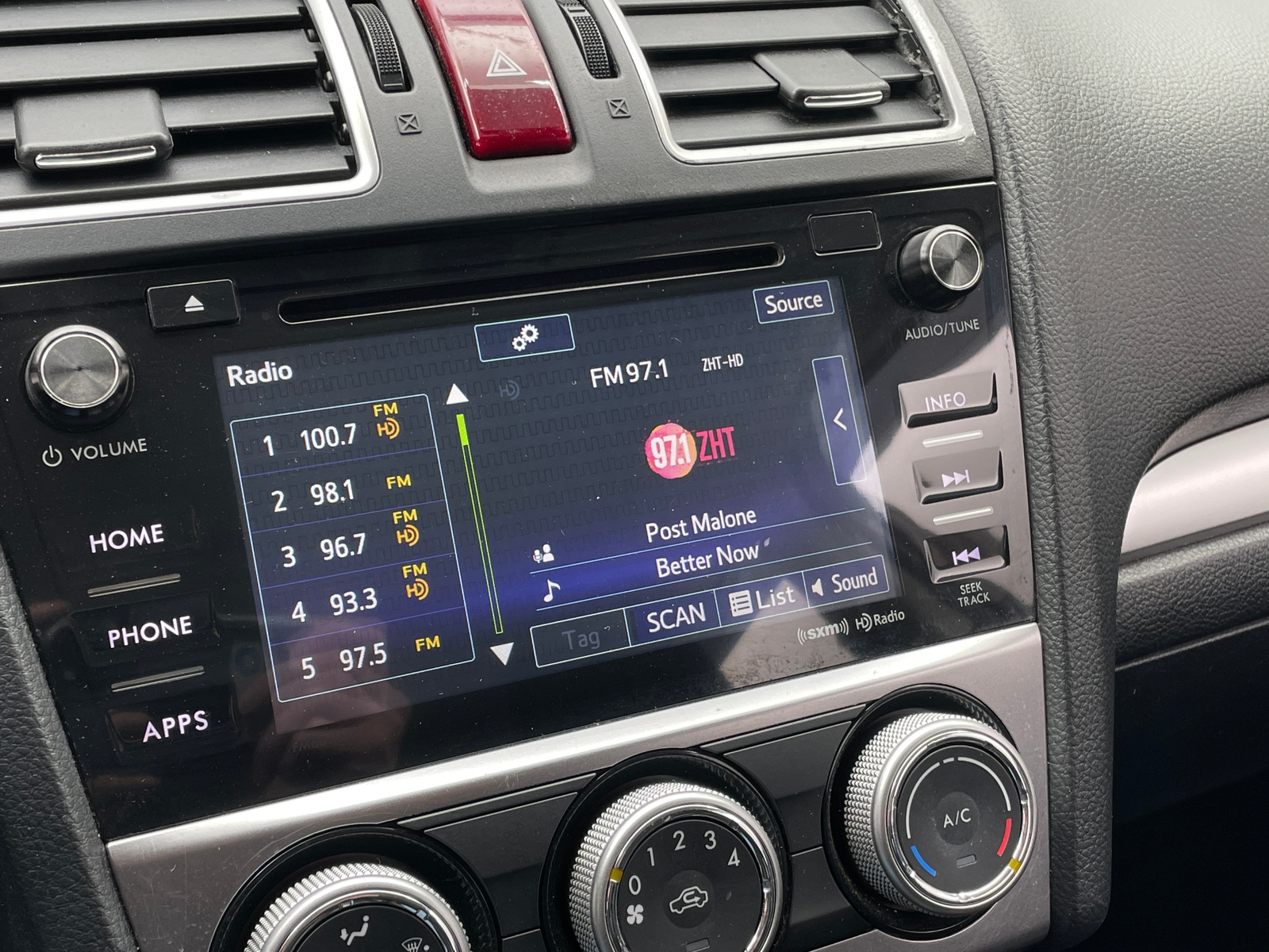 Thumbnail: 2017 Subaru Crosstrek - 4