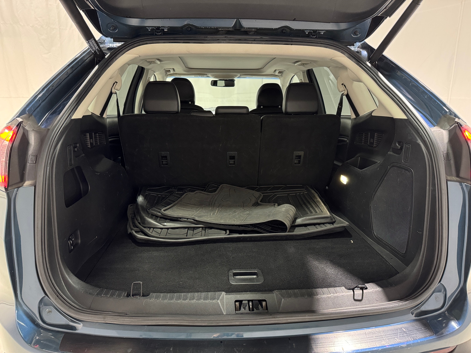 Thumbnail: 2016 Ford Edge - 6