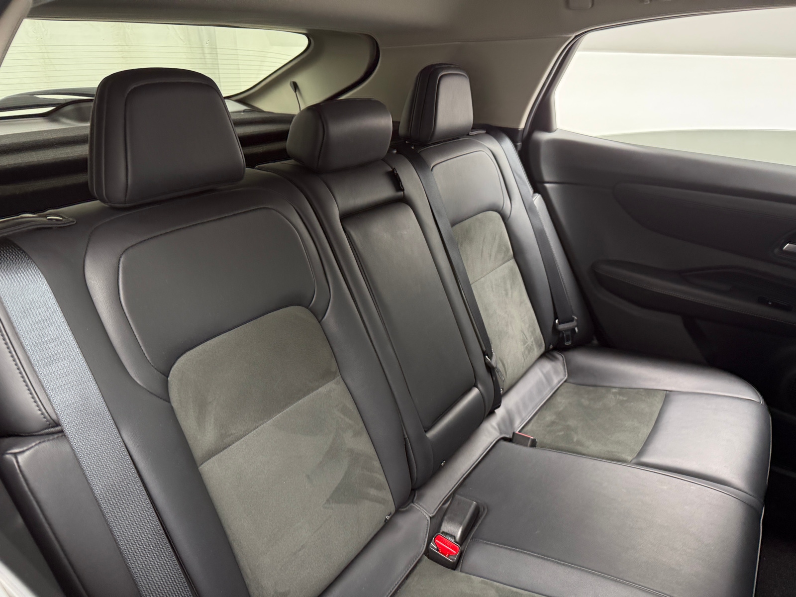 Thumbnail: 2024 Nissan Ariya - 5