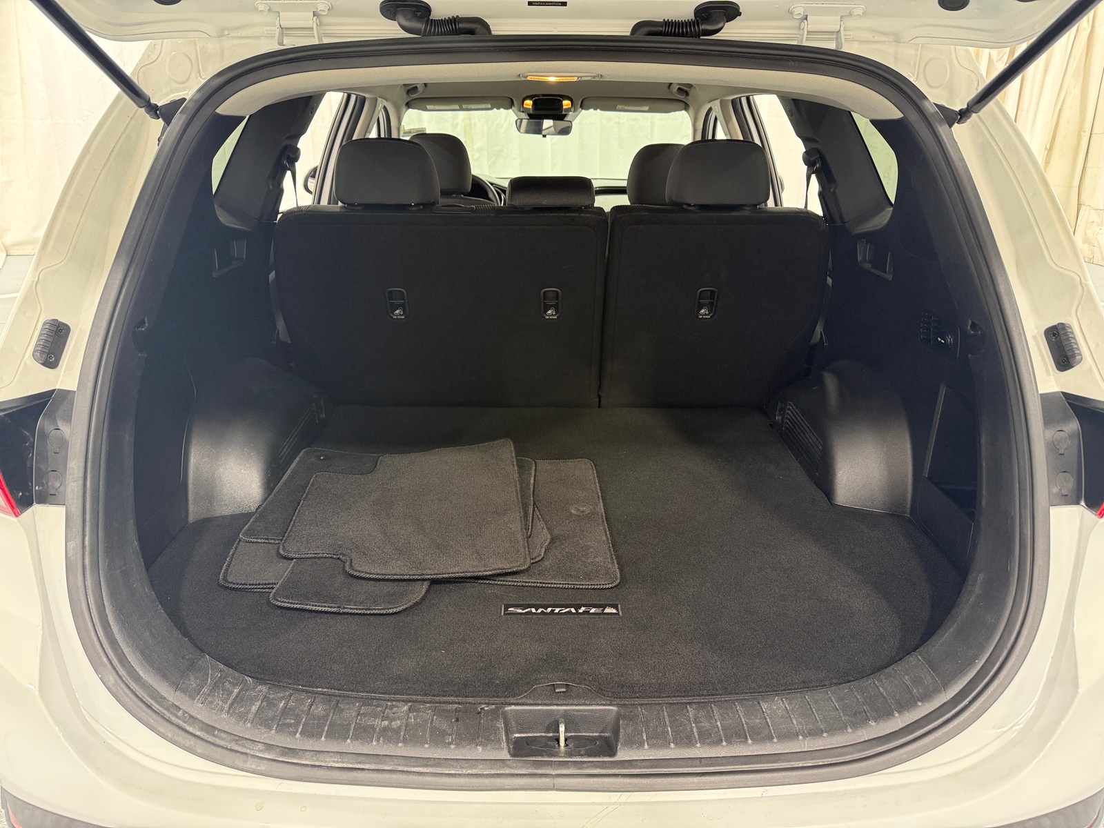 Thumbnail: 2022 Hyundai Santa Fe - 7