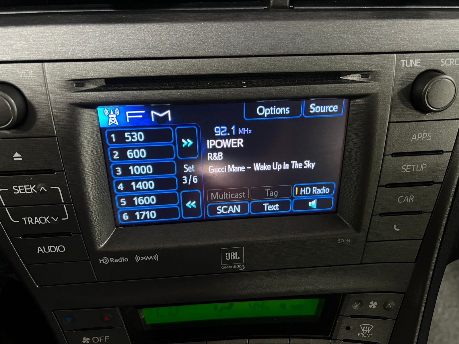 Thumbnail: 2013 Toyota Prius - 3