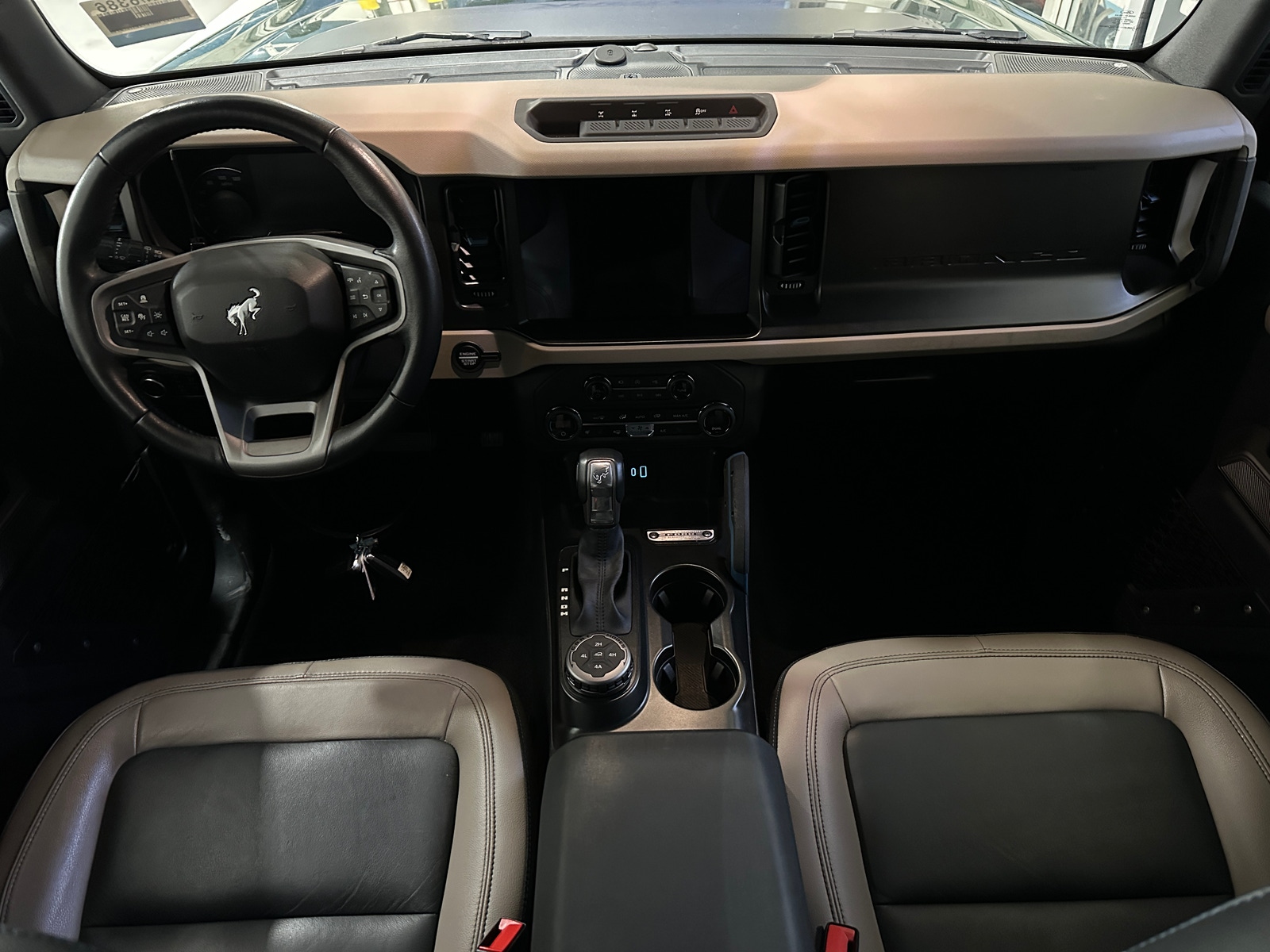 Thumbnail: 2023 Ford Bronco - 3