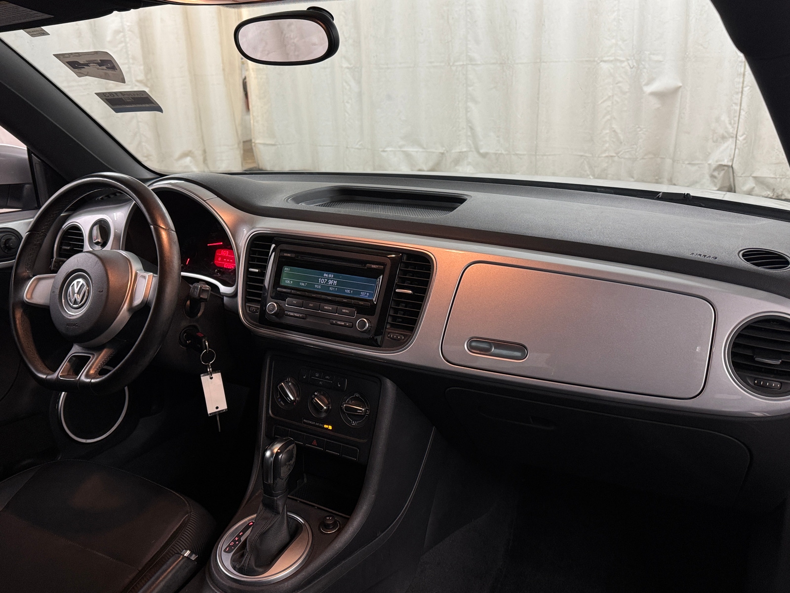 Thumbnail: 2012 Volkswagen Beetle - 2