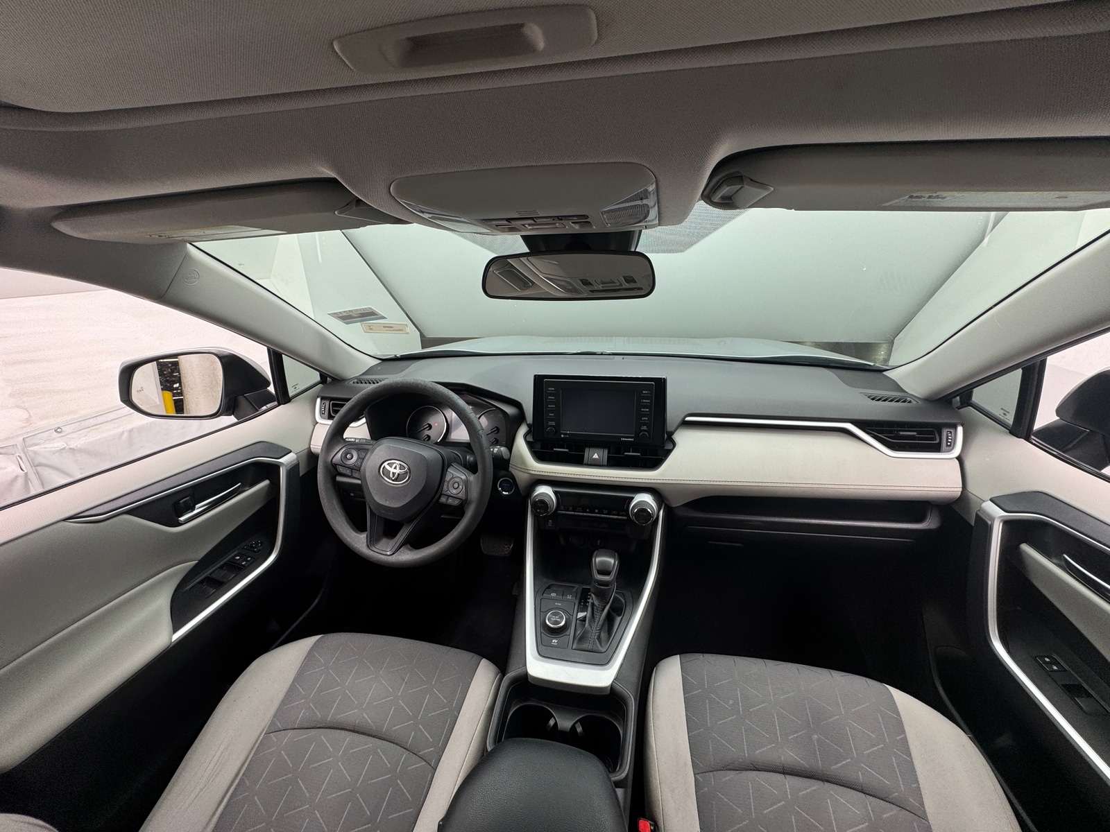 Thumbnail: 2021 Toyota RAV4 - 3