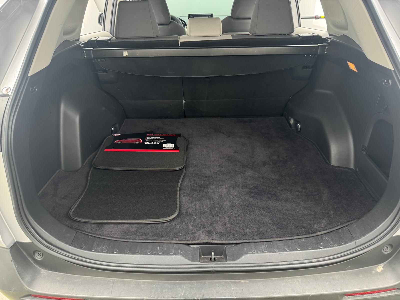 Thumbnail: 2021 Toyota RAV4 - 7