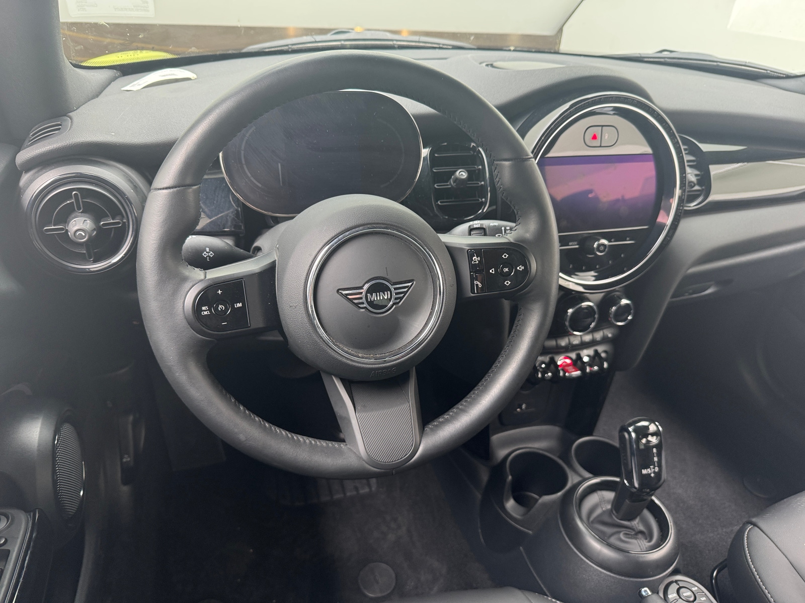 Thumbnail: 2024 MINI Cooper Convertible - 4