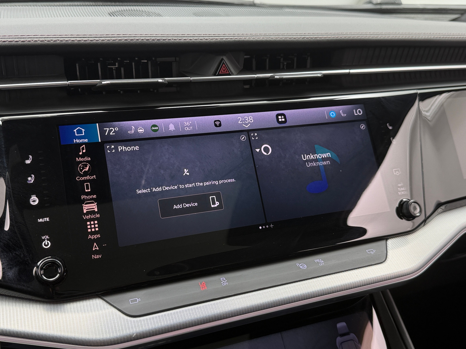 Thumbnail: 2024 Jeep Wagoneer S - 3