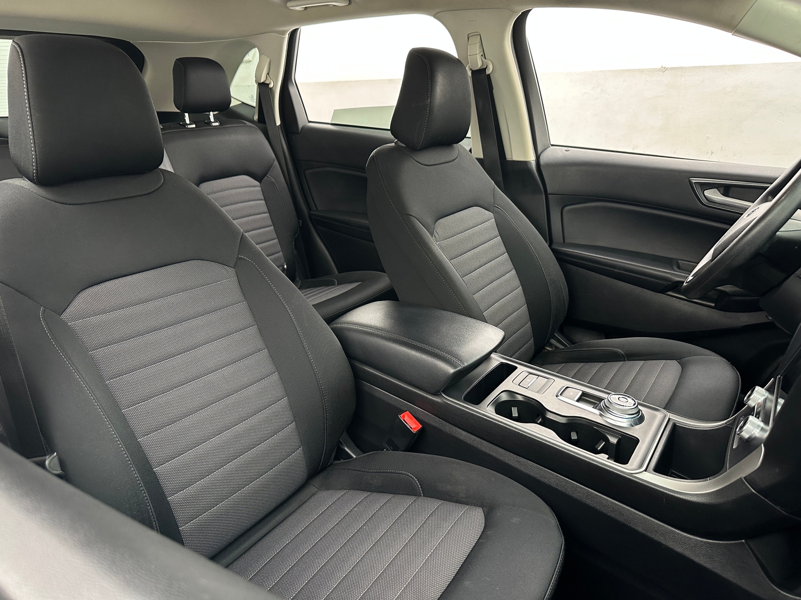 Thumbnail: 2022 Ford Edge - 2