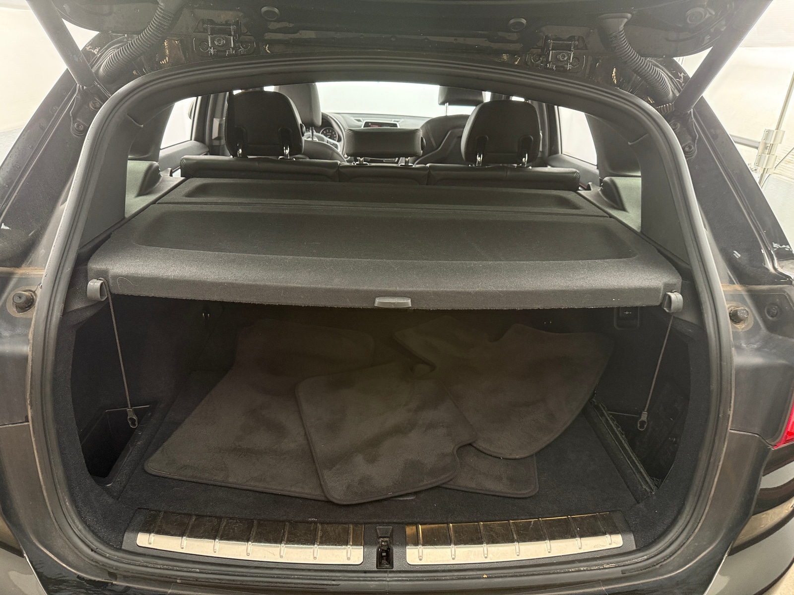 Thumbnail: 2018 BMW X1 - 6