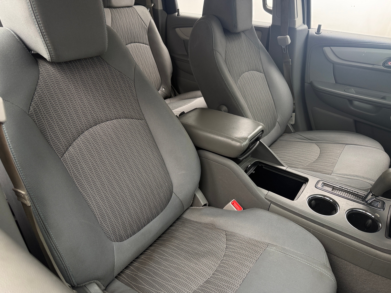 Thumbnail: 2017 Chevrolet Traverse - 2