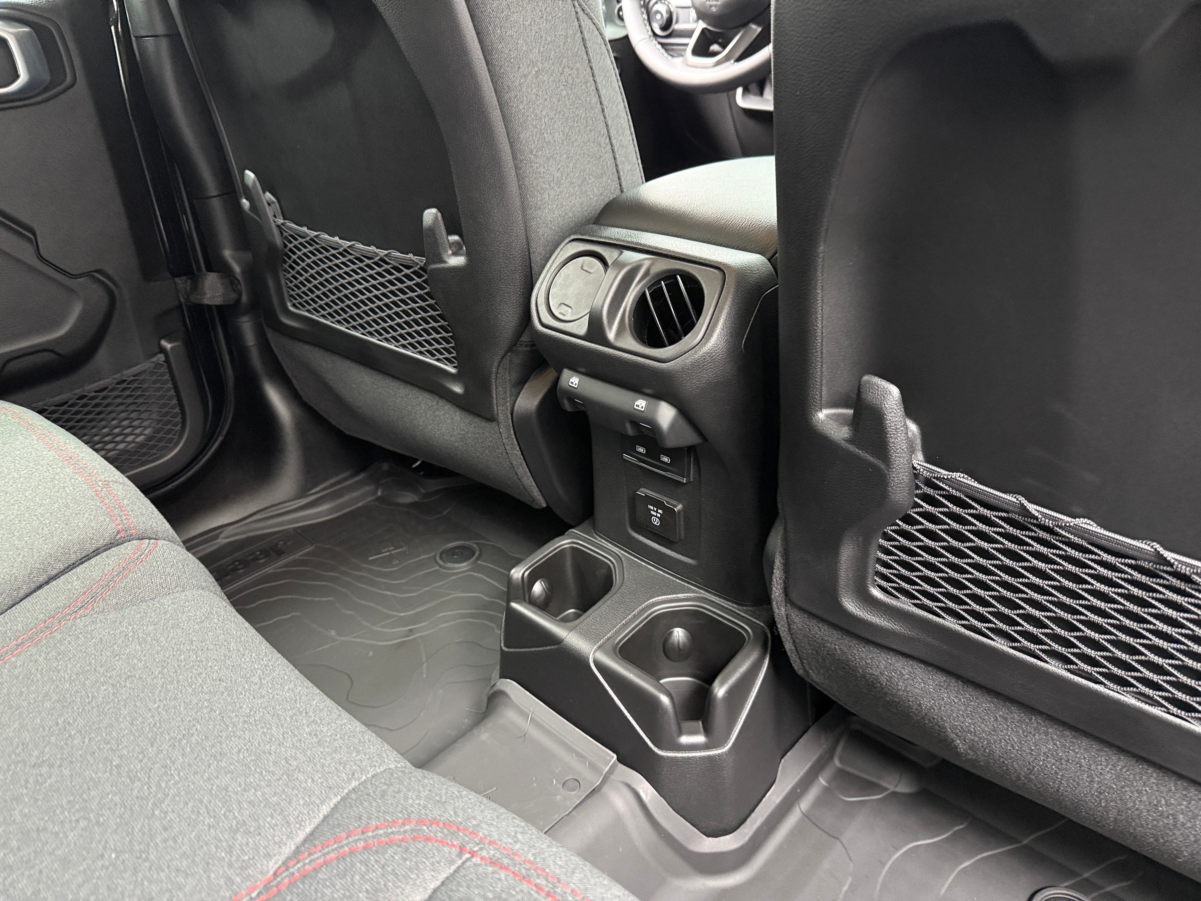 2026 Jeep Wrangler 4-Door Rubicon - Photo 4