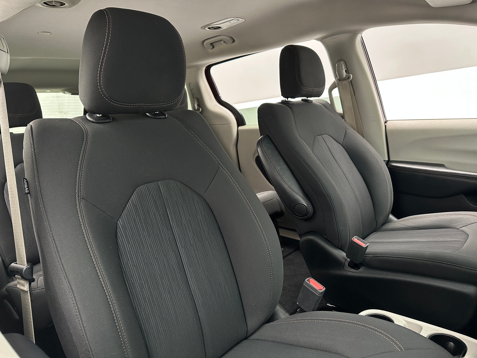 Thumbnail: 2019 Chrysler Pacifica - 2