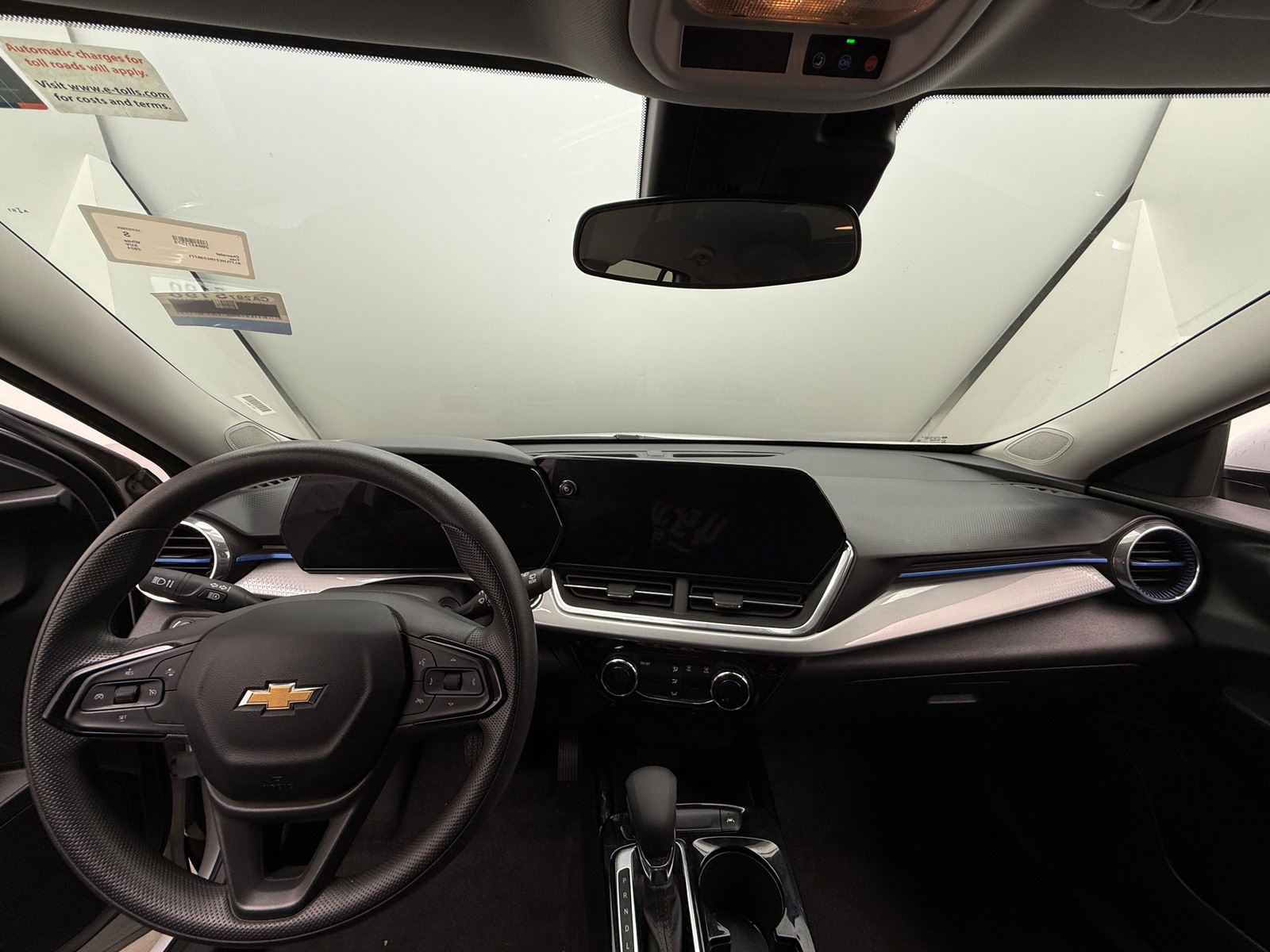 Thumbnail: 2024 Chevrolet Trax - 3