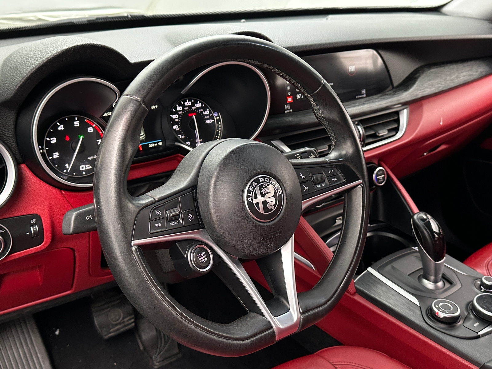 Thumbnail: 2019 Alfa Romeo Stelvio - 4